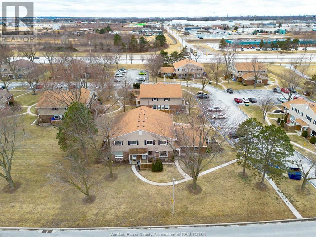 2911 MEADOWBROOK LANE Image 38