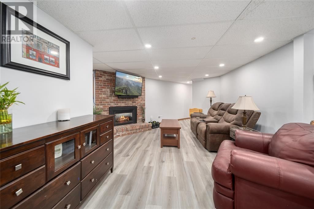 4307 BLUEPOINT DRIVE Image 22
