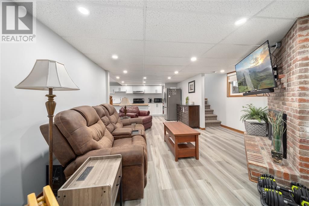 4307 BLUEPOINT DRIVE Image 24