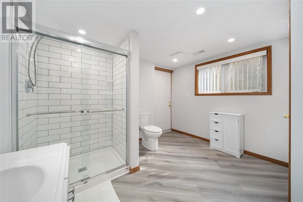 4307 BLUEPOINT DRIVE Image 25