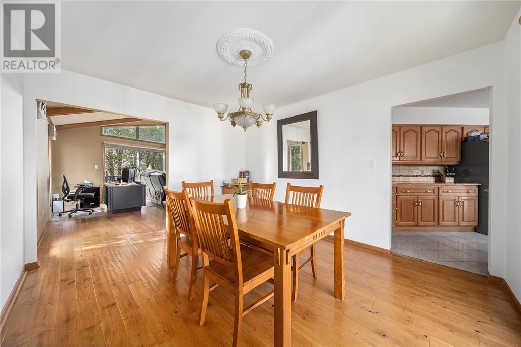4307 BLUEPOINT DRIVE Image 9