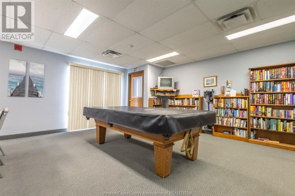 203 - 99 ROBSON Image 24