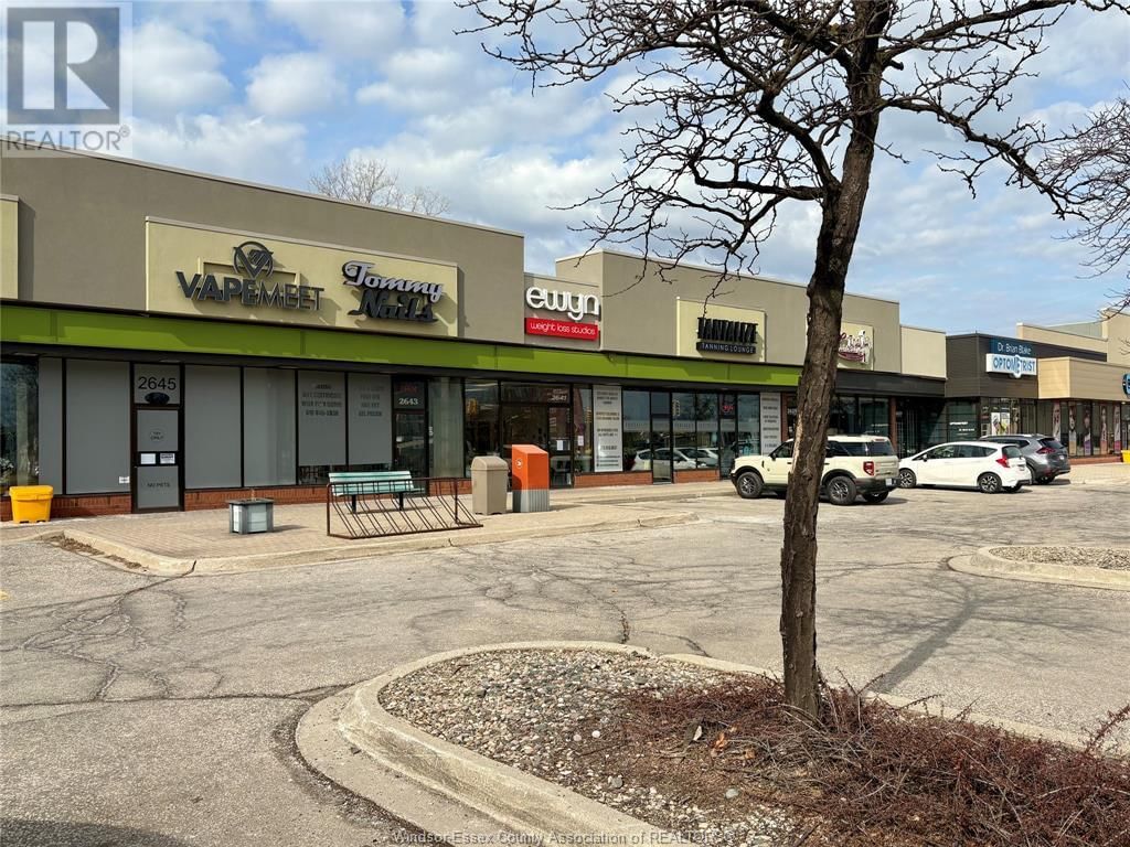 2645 HOWARD AVENUE Image 4