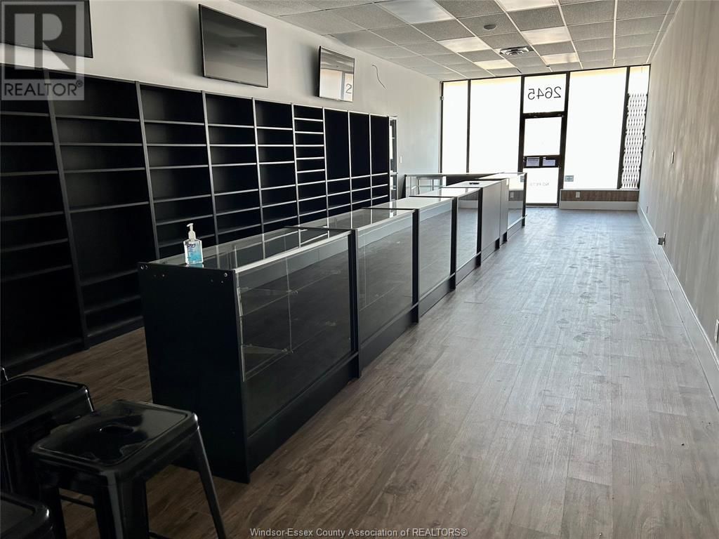 2645 HOWARD AVENUE Image 8