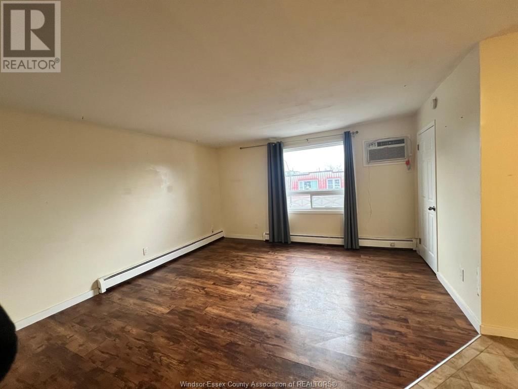 821 PILLETTE Unit# 9 Image 4