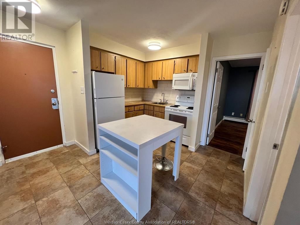 821 PILLETTE Unit# 9 Image 5