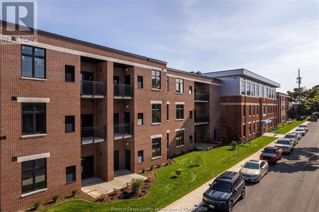 1370 ARGYLE Unit# 226 Image 1