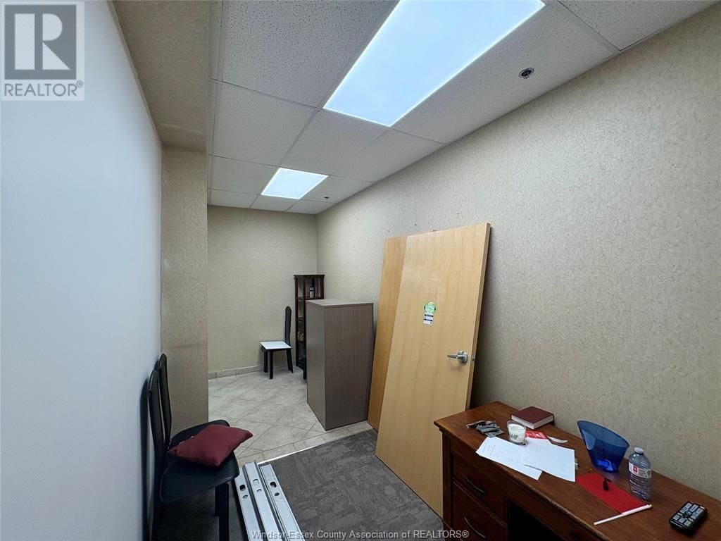 176 - 3295 QUALITY WAY Image 5