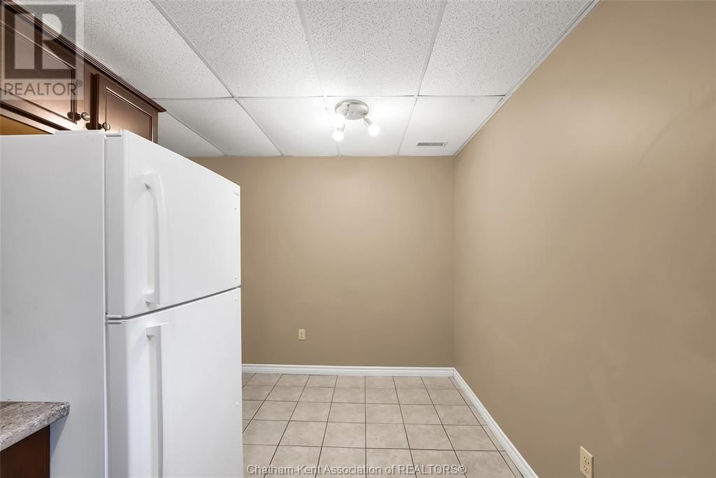 255A WILLIAM STREET SOUTH Image 12
