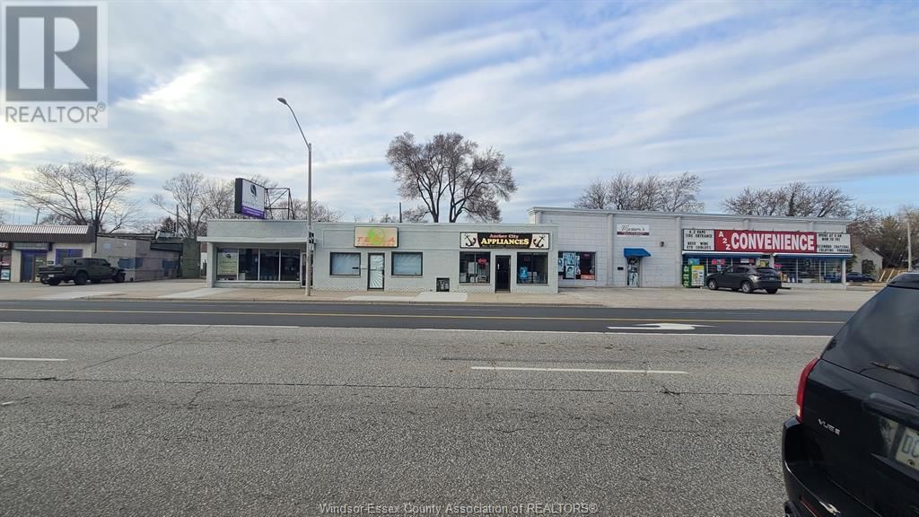 4640-60 TECUMSEH ROAD East Image 2