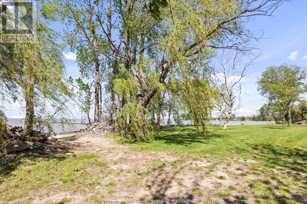 16660 COUTURE BEACH Image 35
