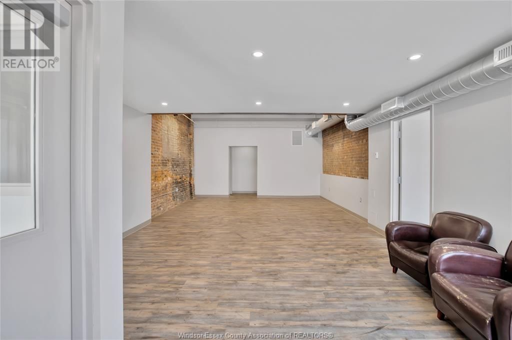 1327 MCDOUGALL STREET Image 13