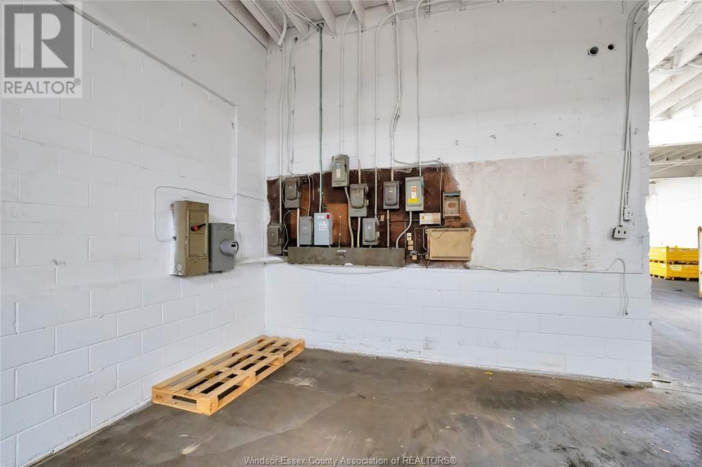 1327 MCDOUGALL STREET Image 24