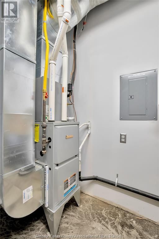 1327 MCDOUGALL STREET Image 28