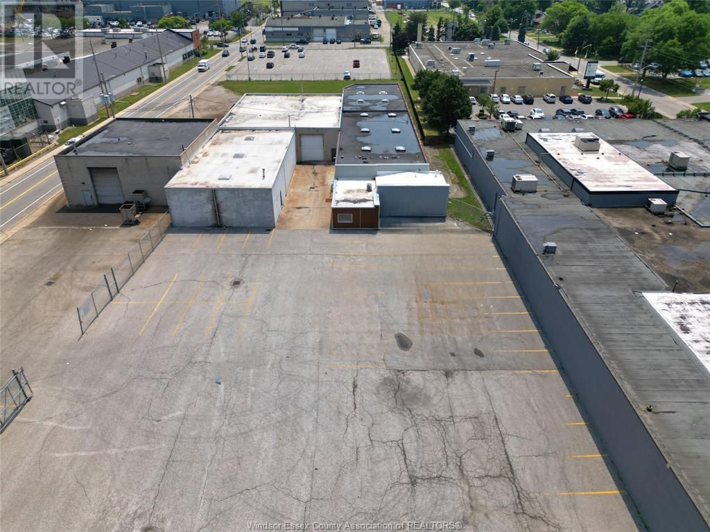 1327 MCDOUGALL STREET Image 6