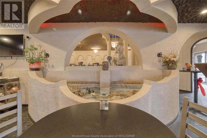 Image #1 of Restaurant for Sale at Tecumseh, Windsor, Ontario
