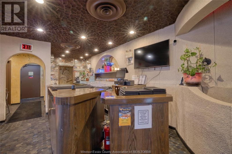 Image #1 of Restaurant for Sale at Tecumseh, Windsor, Ontario