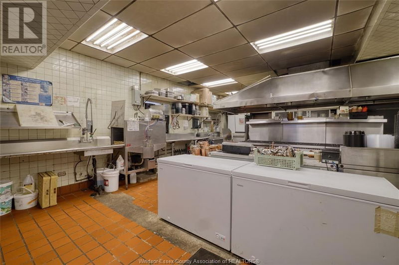 Image #1 of Restaurant for Sale at Tecumseh, Windsor, Ontario