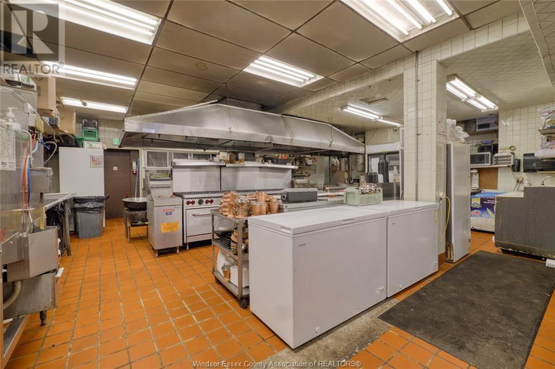 Image #1 of Restaurant for Sale at Tecumseh, Windsor, Ontario
