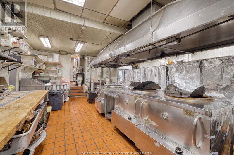 Image #1 of Restaurant for Sale at Tecumseh, Windsor, Ontario