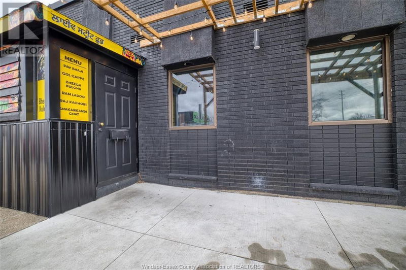 Image #1 of Restaurant for Sale at Tecumseh, Windsor, Ontario