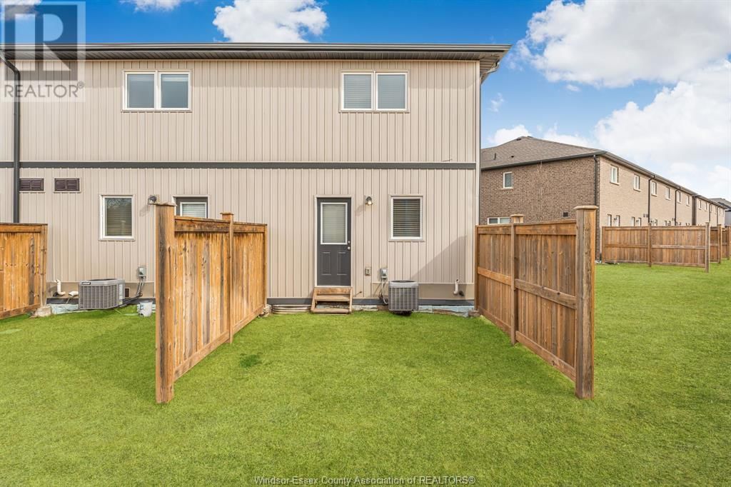 74 - 7768 ASCOT CIRCLE Image 35