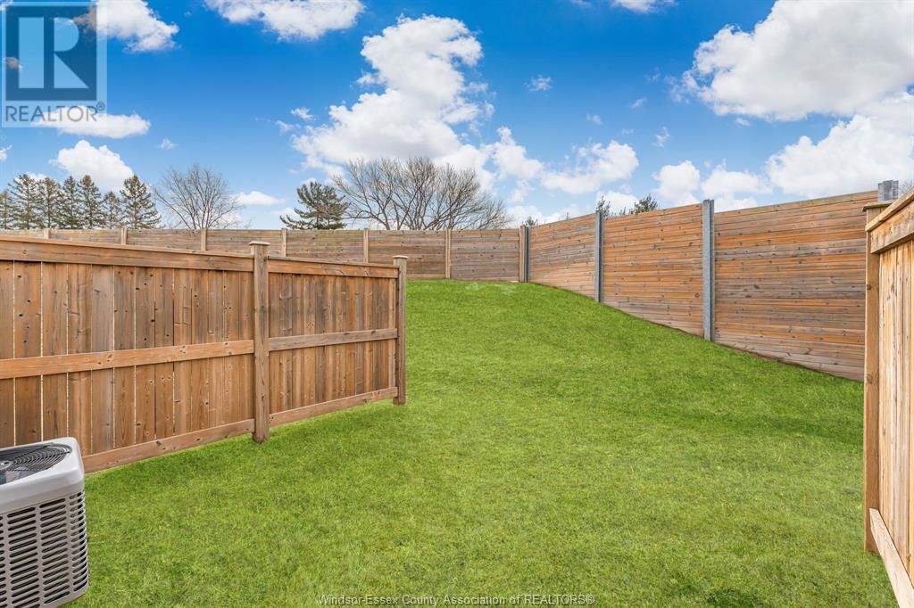 74 - 7768 ASCOT CIRCLE Image 37