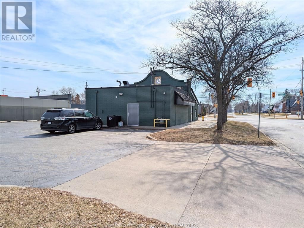 5150 TECUMSEH ROAD EAST Image 7