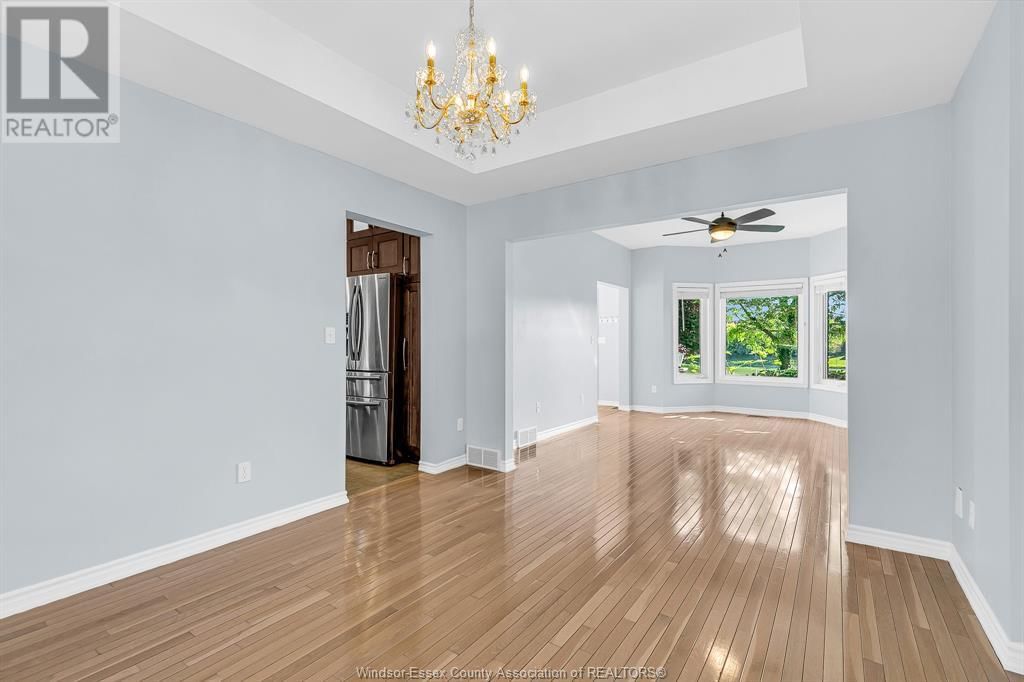 4545 SOUTHWOOD LAKES BOULEVARD Image 13