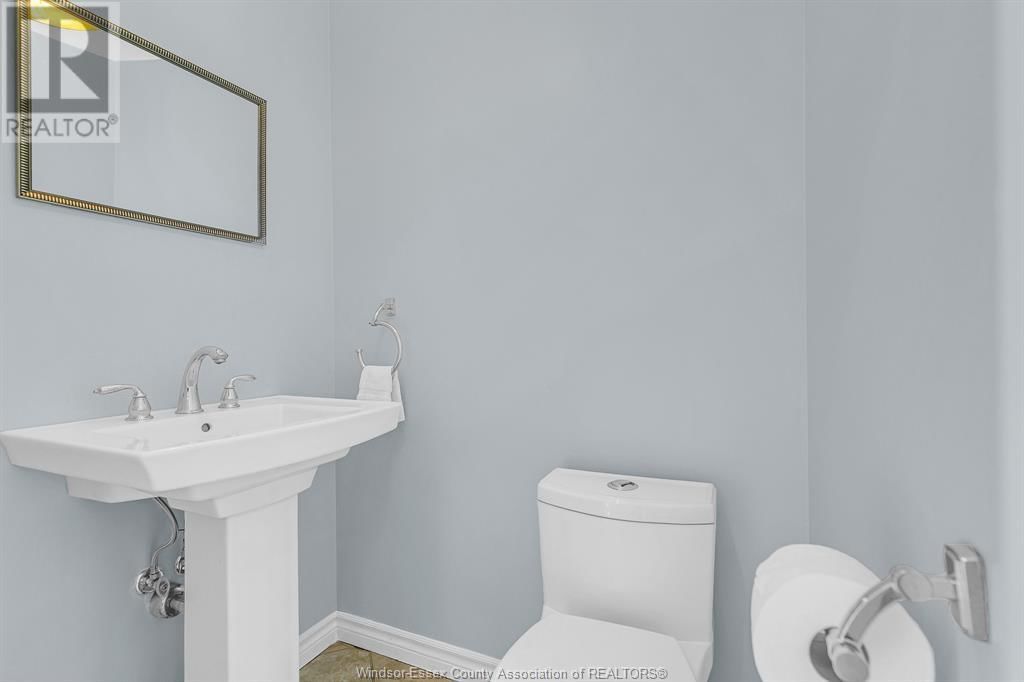 4545 SOUTHWOOD LAKES BOULEVARD Image 23