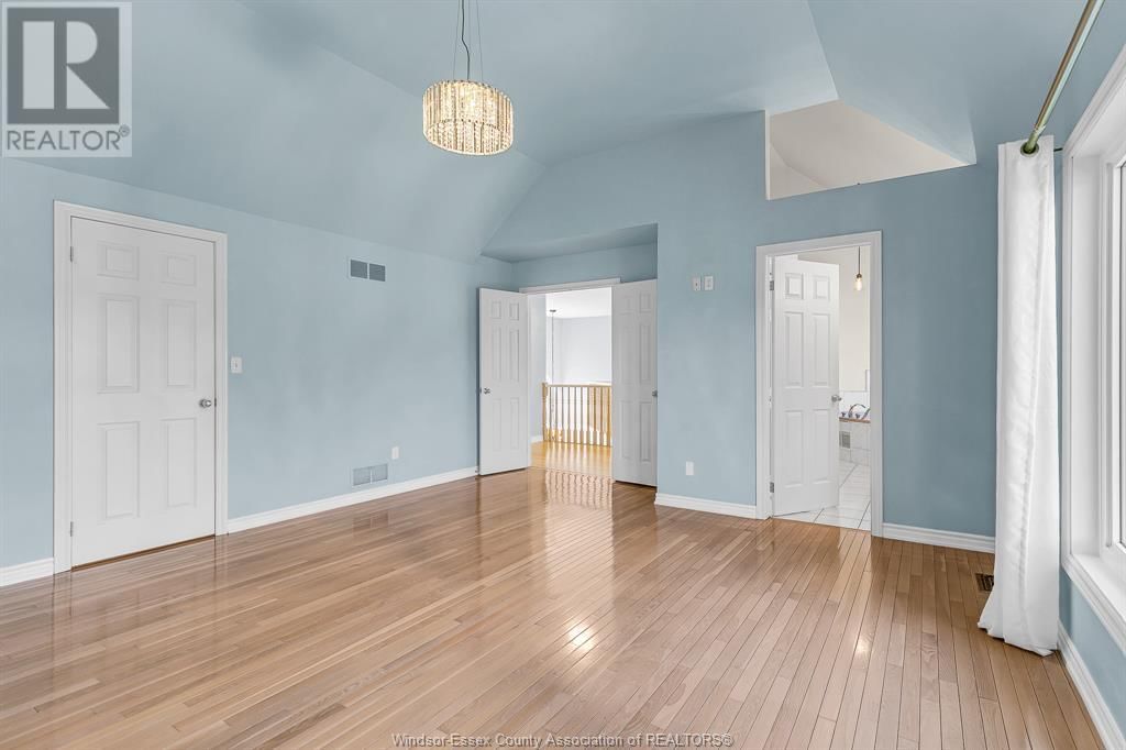 4545 SOUTHWOOD LAKES BOULEVARD Image 28