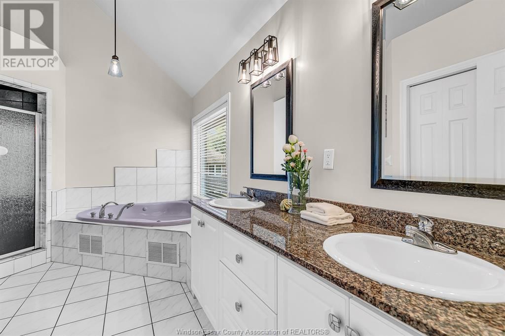 4545 SOUTHWOOD LAKES BOULEVARD Image 29