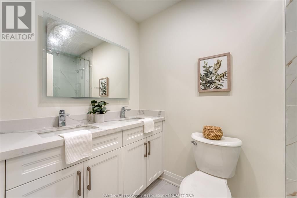 270 CENTENNIAL DRIVE Image 33