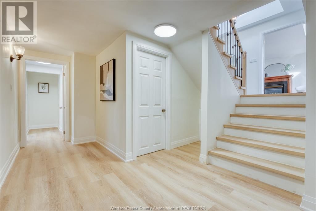 270 CENTENNIAL DRIVE Image 34