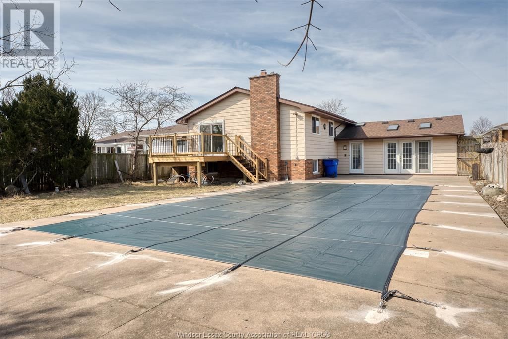 270 CENTENNIAL DRIVE Image 46