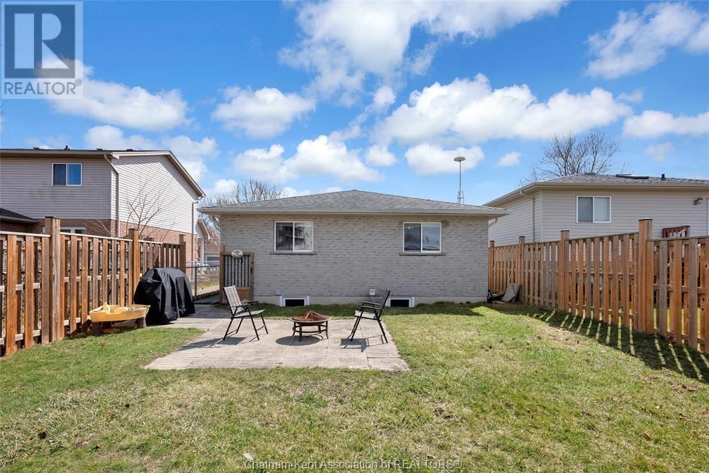 151 BRISTOL DRIVE Image 12