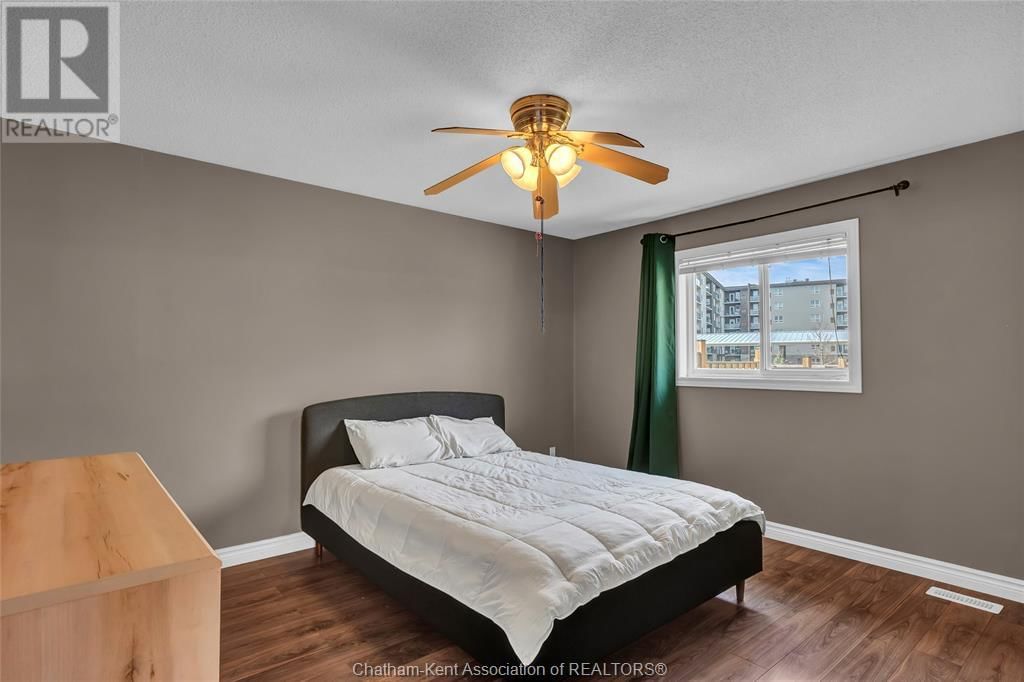 151 BRISTOL DRIVE Image 31