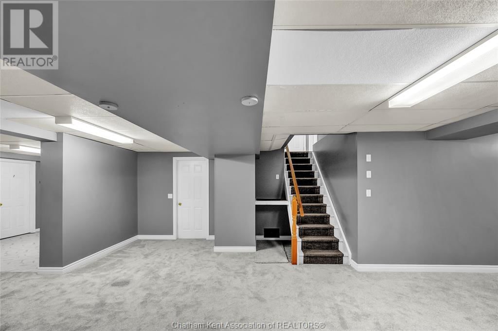 151 BRISTOL DRIVE Image 39