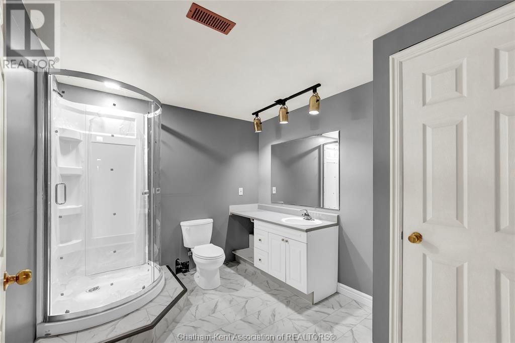 151 BRISTOL DRIVE Image 47