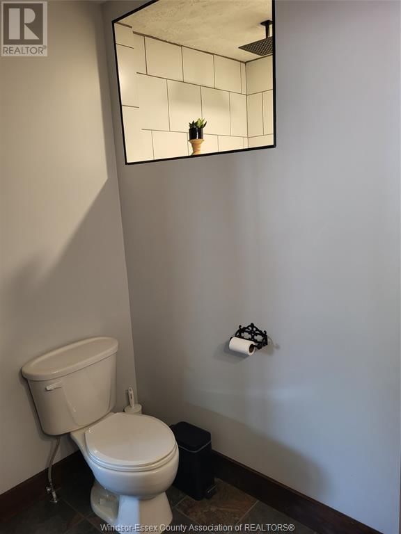8902 TALBOT TRAIL Image 18