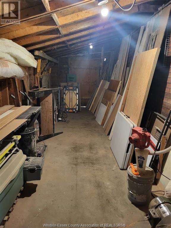 8902 TALBOT TRAIL Image 39