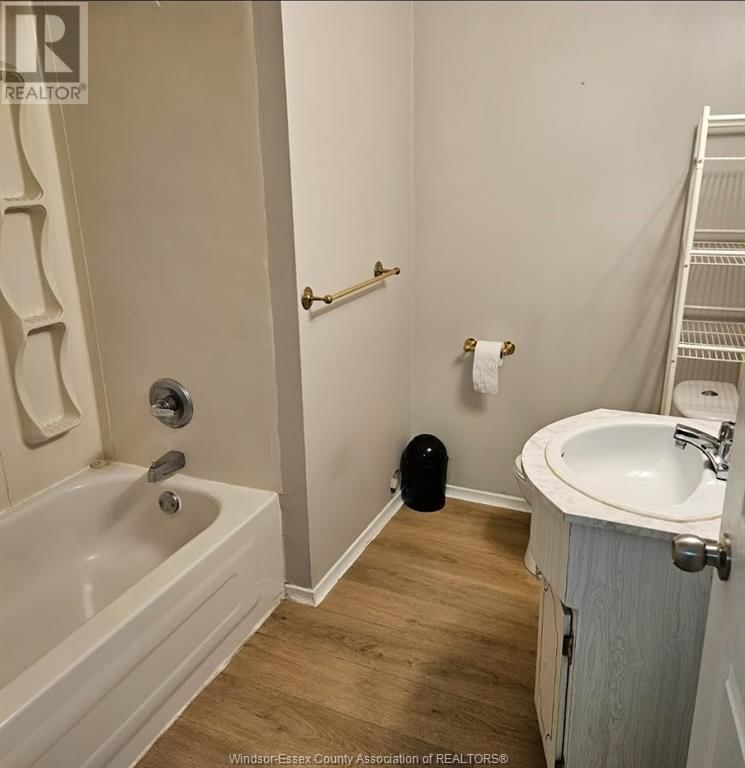 225 GRAHAM ROAD Image 10