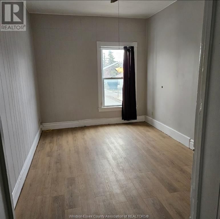 225 GRAHAM ROAD Image 11