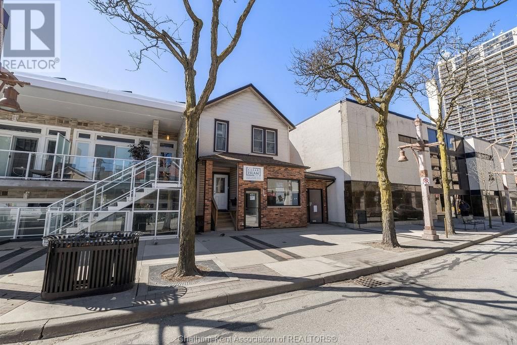 469 PELISSIER AVENUE Image 3