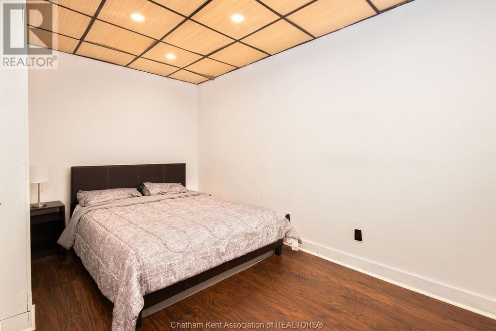469 PELISSIER AVENUE Image 6