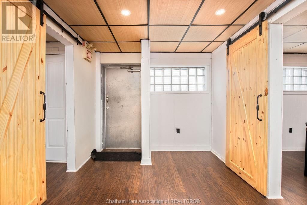 469 PELISSIER AVENUE Image 7