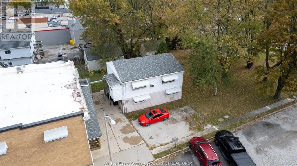 546 NOTRE DAME STREET Image 26