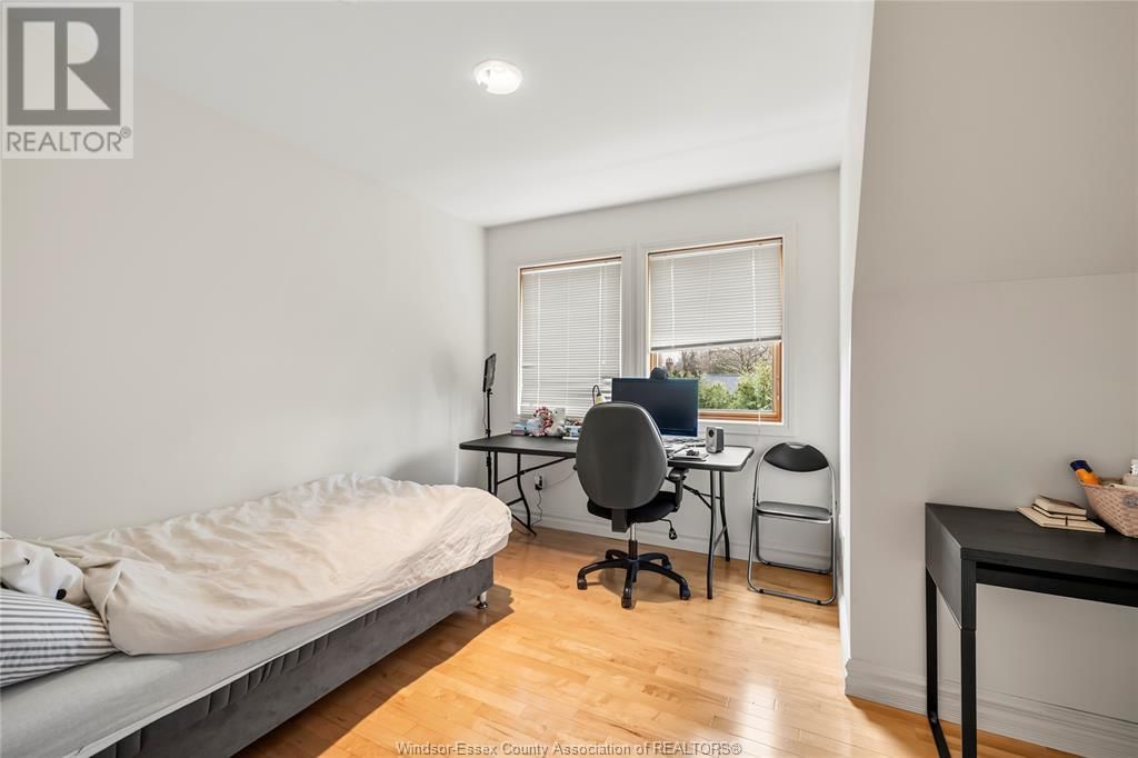 3404 VICTORIA BOULEVARD Image 10