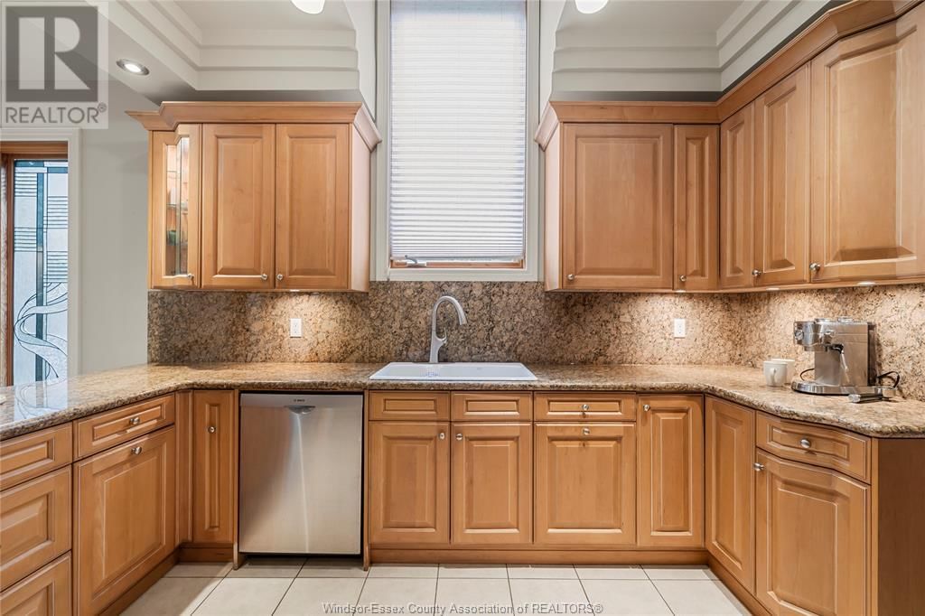 3404 VICTORIA BOULEVARD Image 18