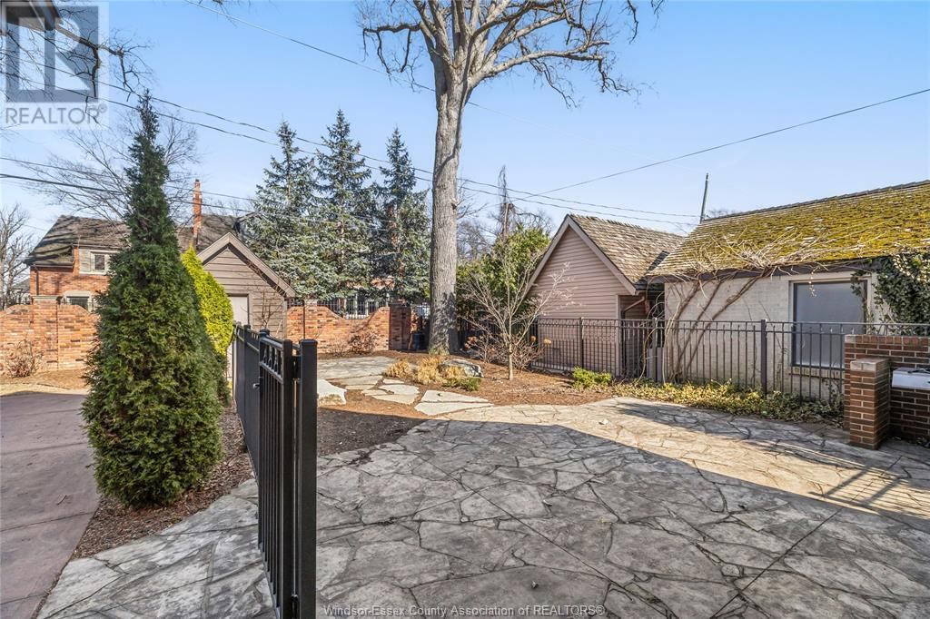 3404 VICTORIA BOULEVARD Image 23